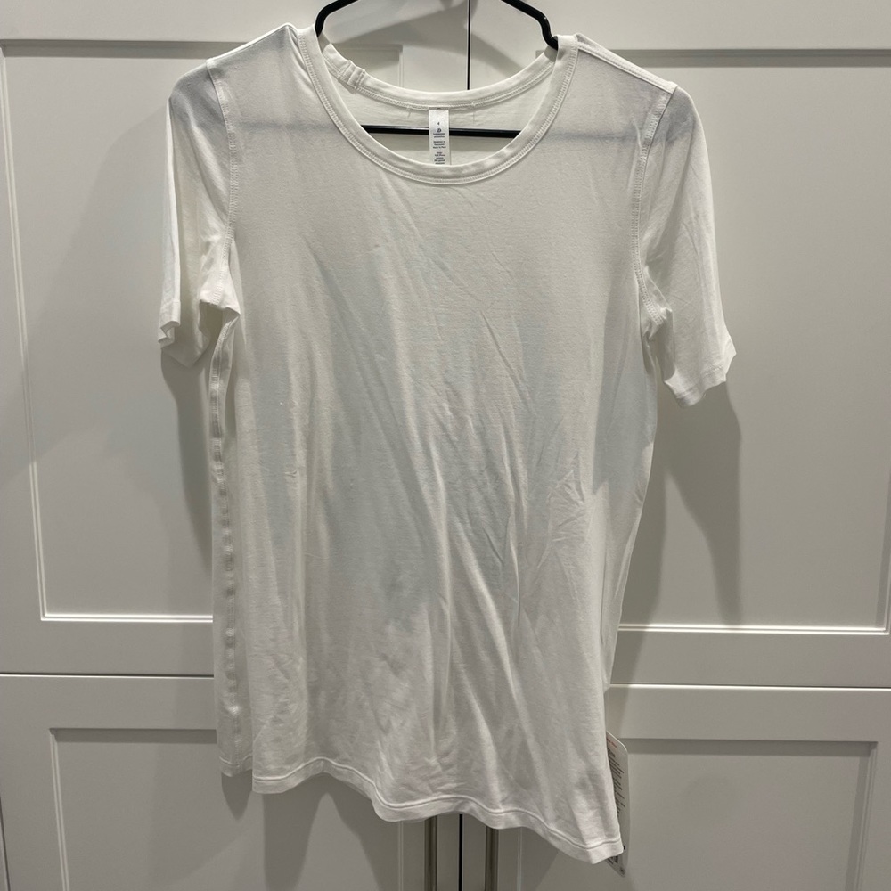BNWT LULULEMON LOVE CREW TOP IN WHITE